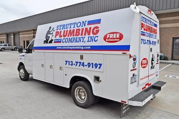 Strutton Plumbing Company Logo