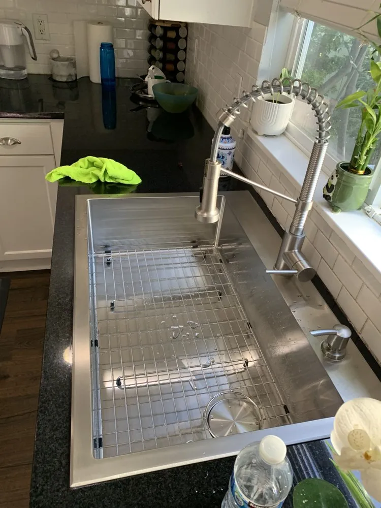 Slide of Suave Handyman