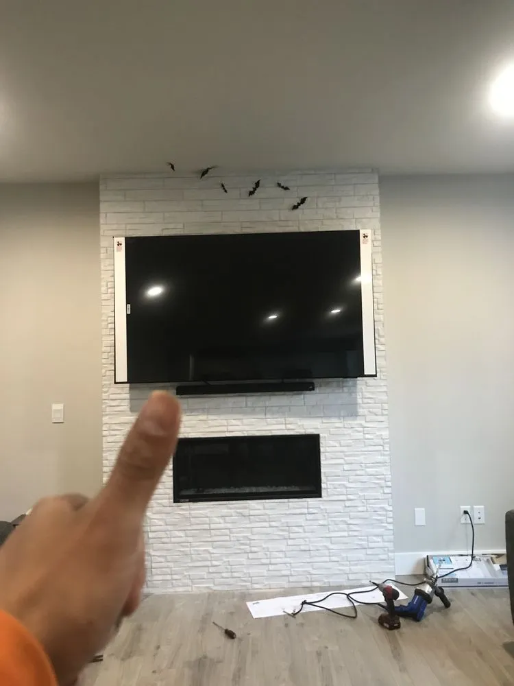 Slide of Suave Handyman