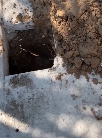 Slide of Subsurface Leak Solutions