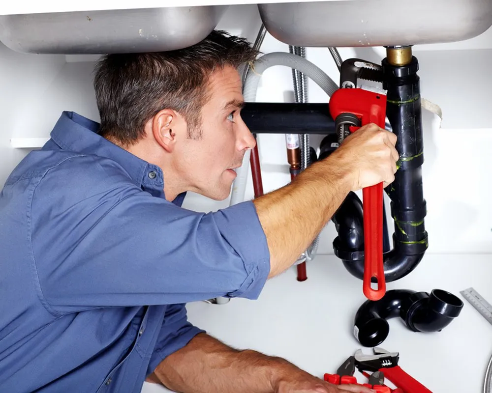 Emergency water heater service for homes in Sun Valley, CA by Sun Valley Plumbers