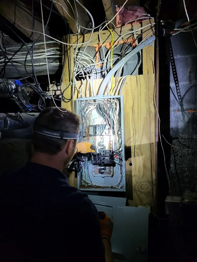 Slide of Sunshine Trade Services