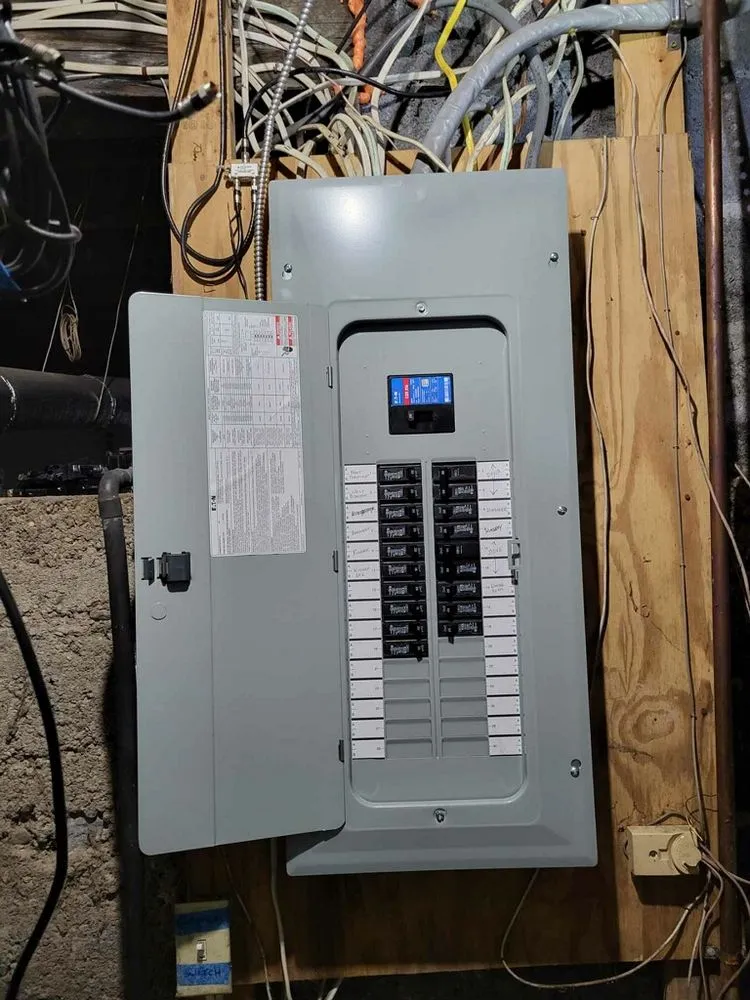 Slide of Sunshine Trade Services