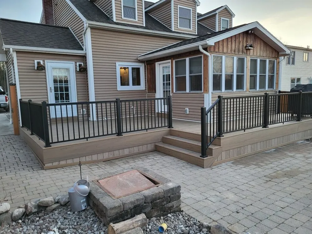 Slide of Sunshine Trade Services