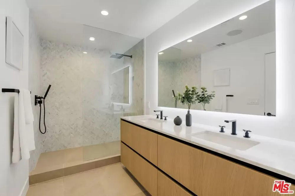 Slide of Super Dave's Plumbing