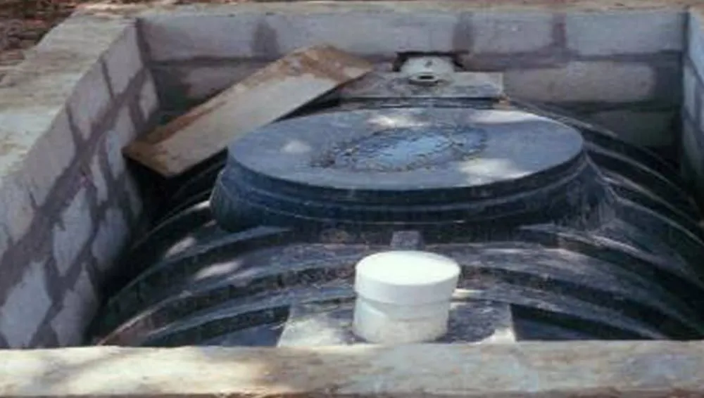 Slide of Superior Line Services