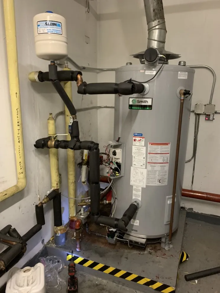 Expert water heater service experts serving Aurora, CO - Superior Mile High Plumbing