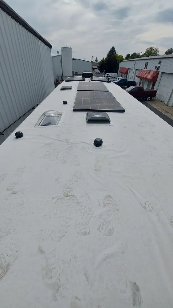 Slide of Superior Mobile RV Service