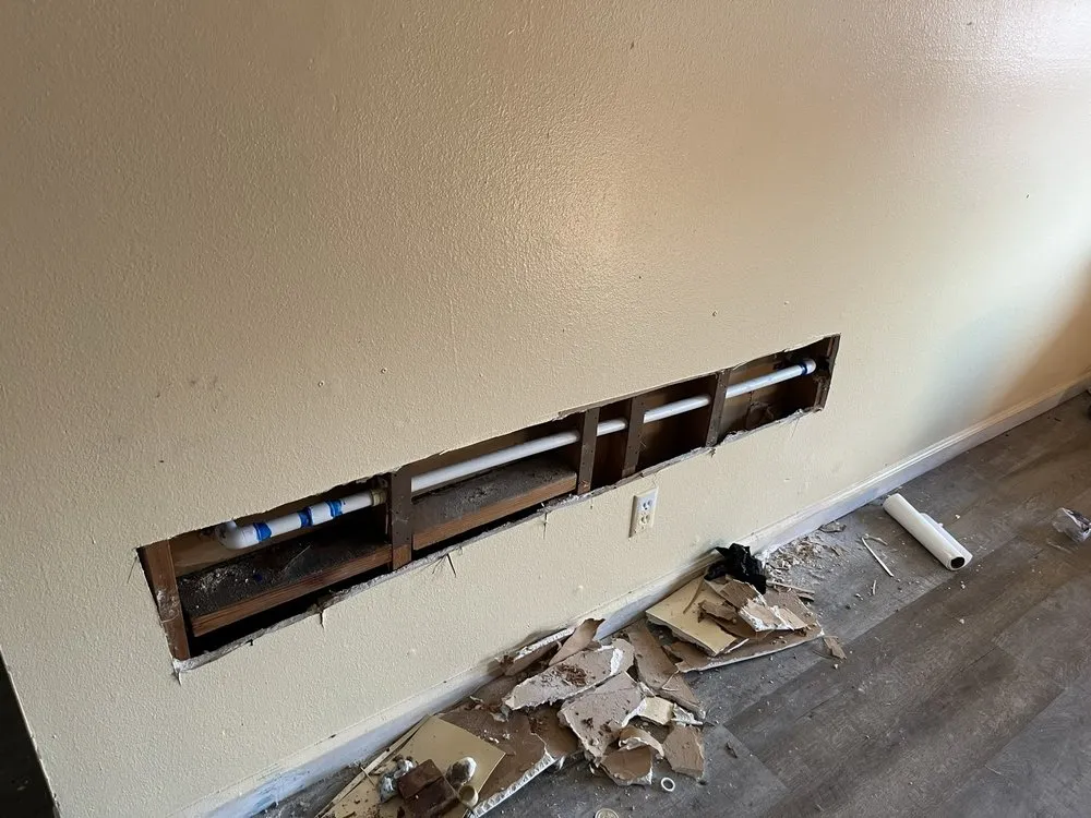 Slide of Supreme Rooter N Plumbing