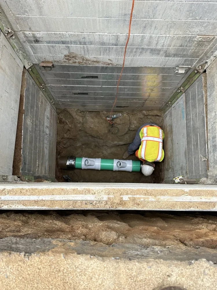 Slide of SWE Sewer Solutions & Engineering