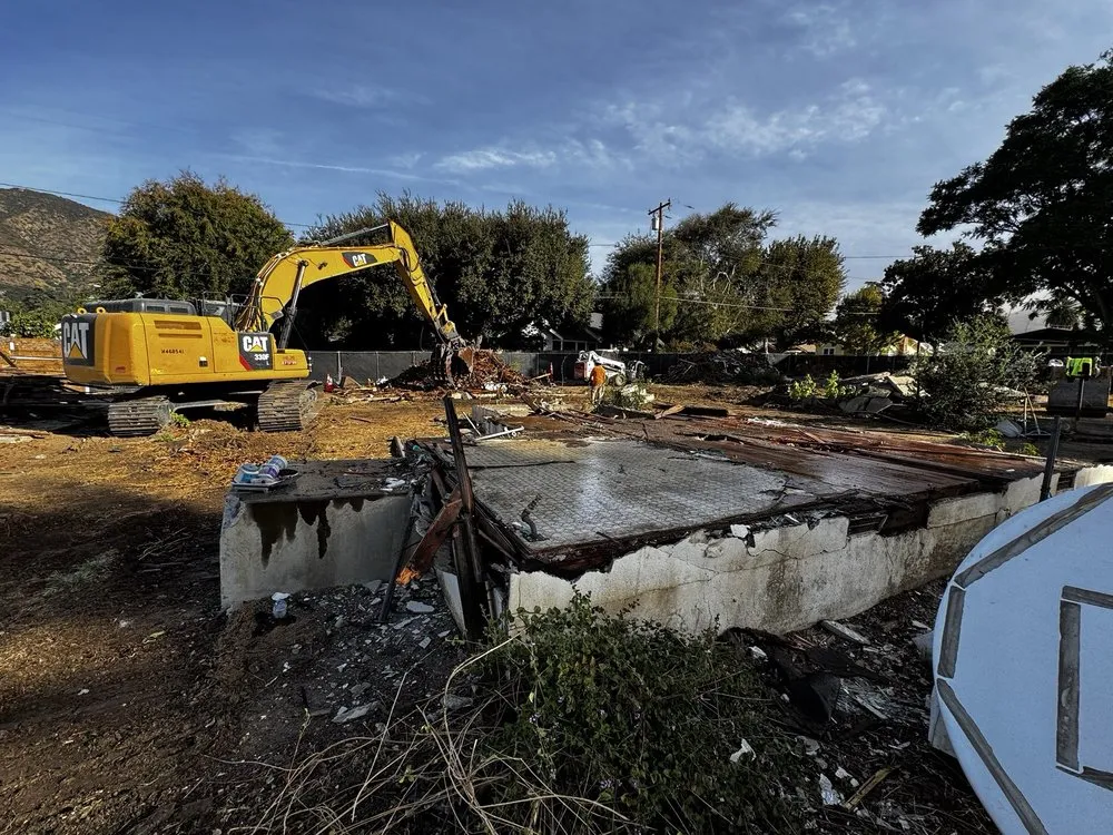 Slide of SWE Sewer Solutions & Engineering