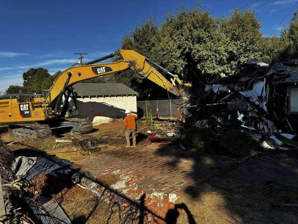 Slide of SWE Sewer Solutions & Engineering