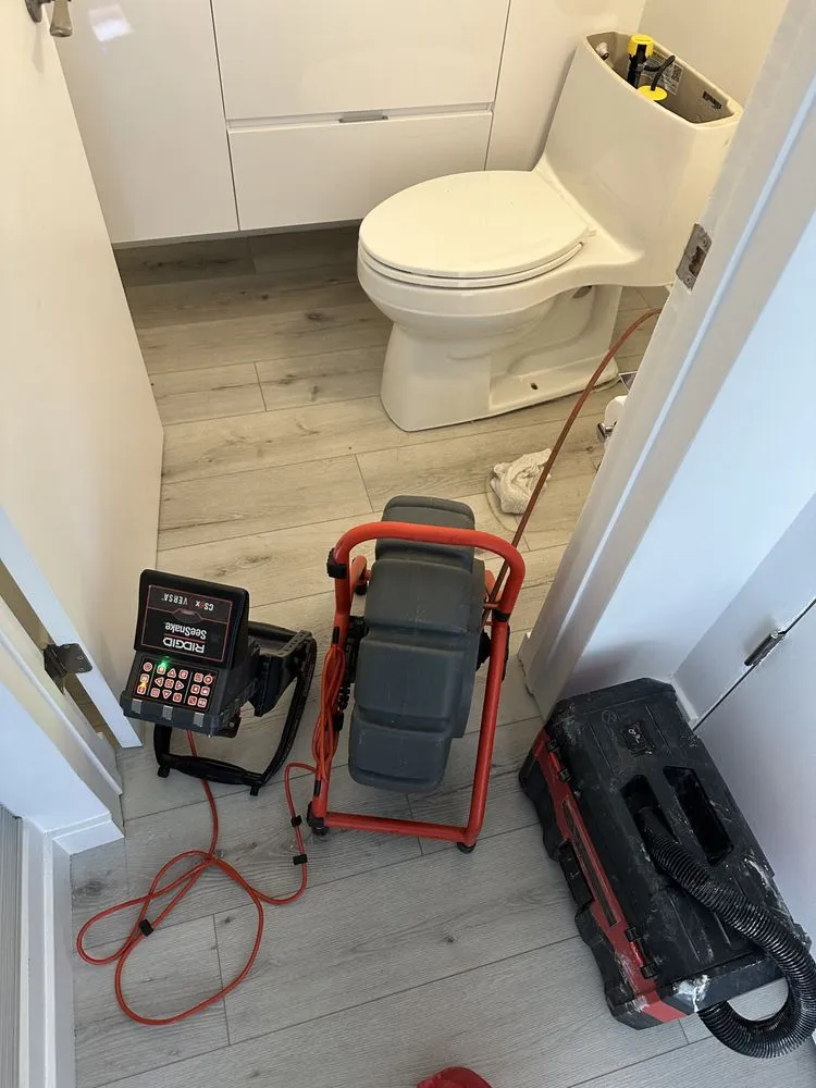 Professional emergency plumbing service in Panorama City, CA - Synergy Plumbing & Rooter