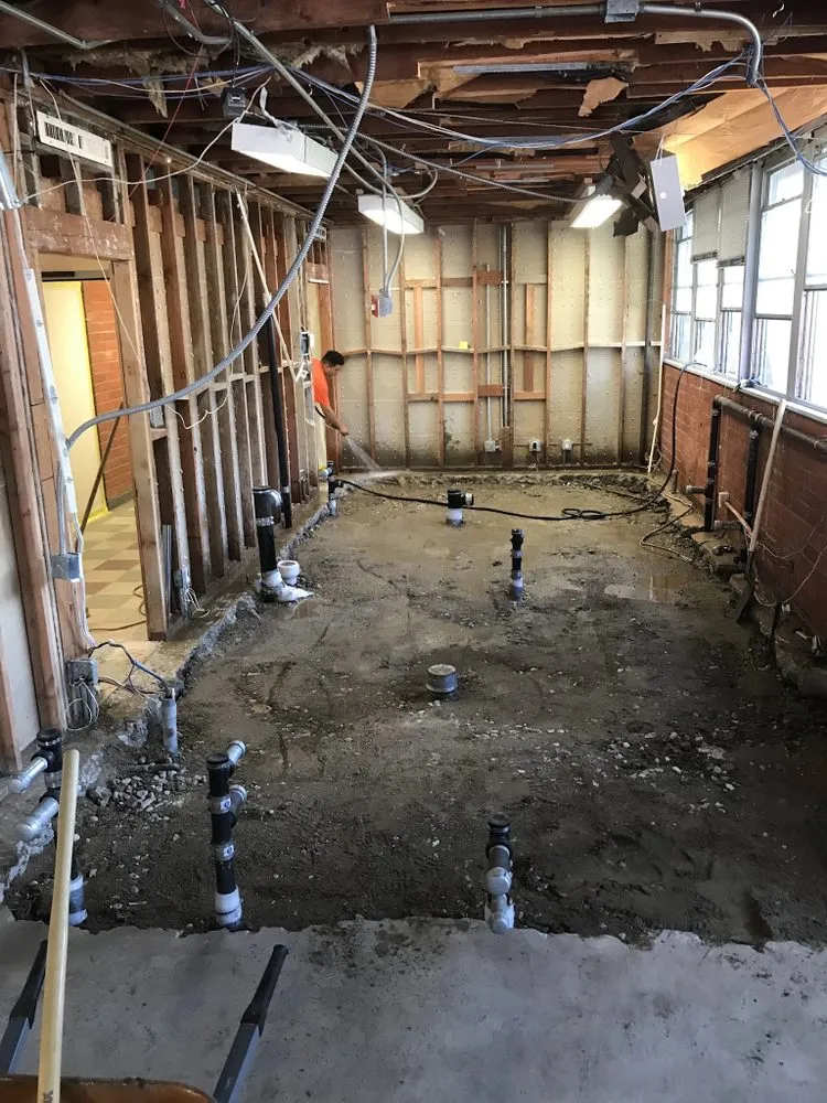 Slide of T & B Plumbing