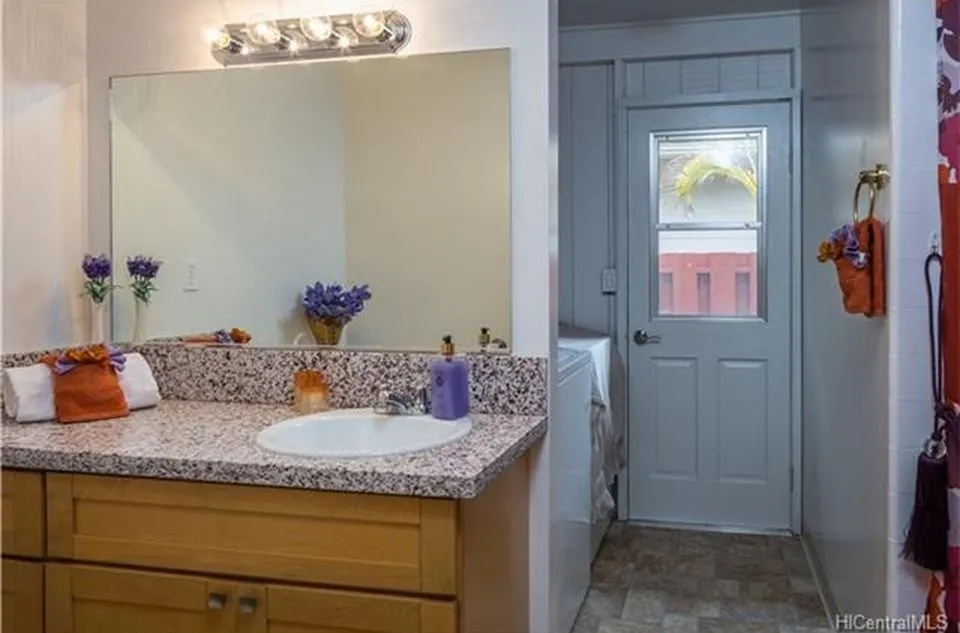 Quality leak detection experts serving Pearl City, HI - T & C Plumbing & Drain Cleaning