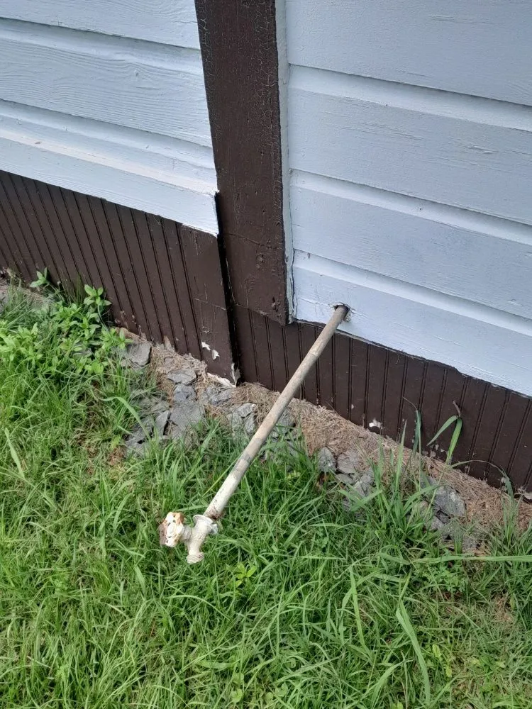 Slide of T & T Plumbing Repairs and Handyman Services