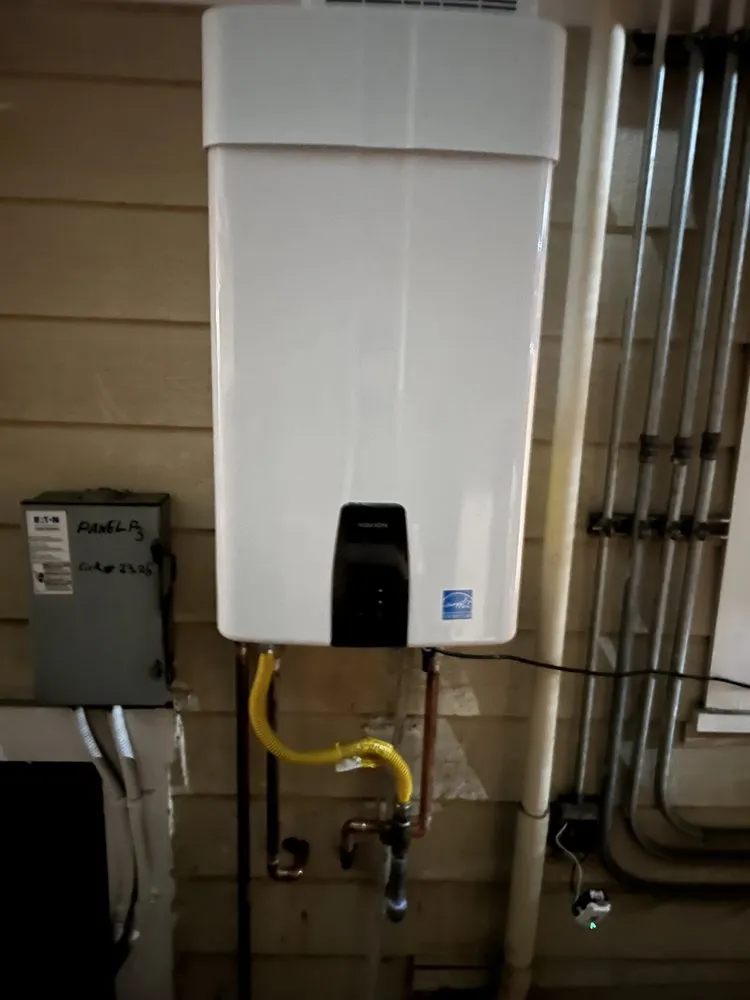 Emergency leak detection for homes in Los Angeles, CA by T Max Plumbing Services