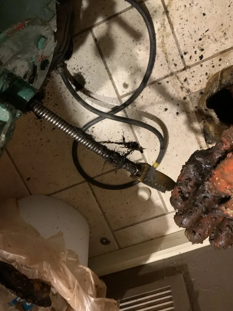 Slide of Tae’s Mechanical N Stuff