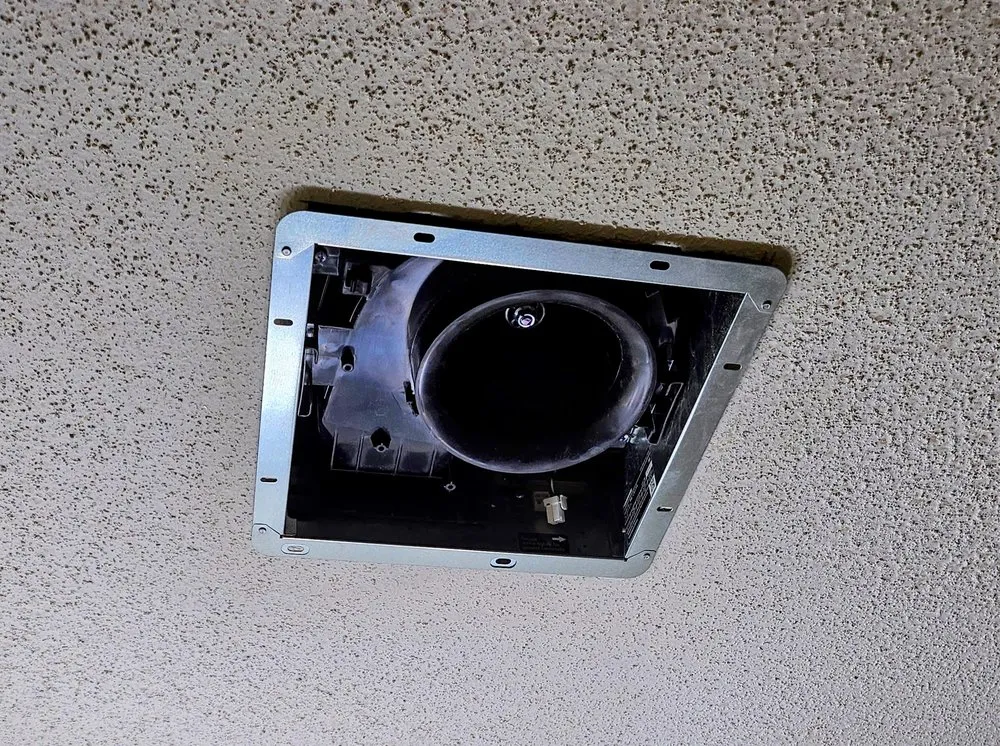 Slide of Tang Handyman