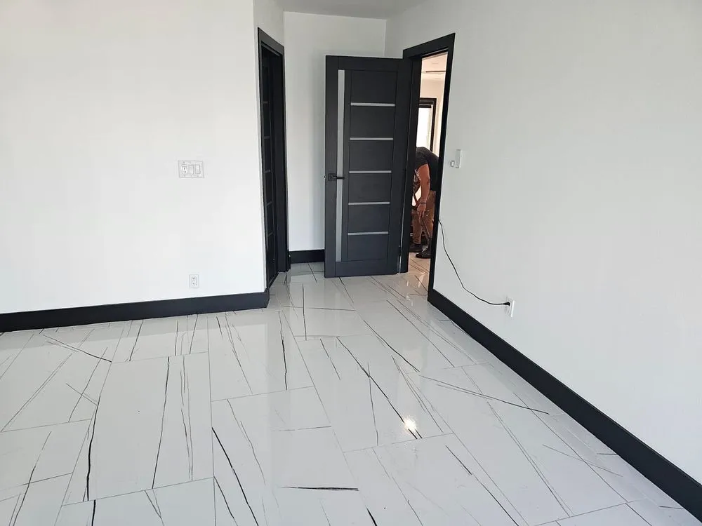 Slide of Tarajano'S Const & Remodel Obras