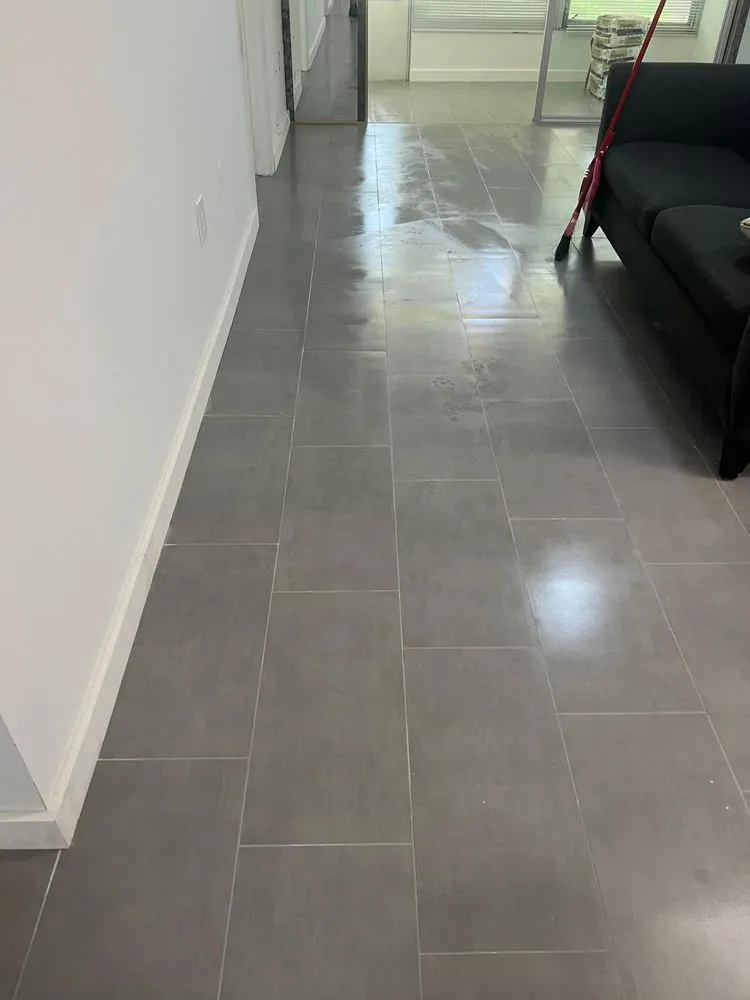 Slide of Tarajano'S Const & Remodel Obras