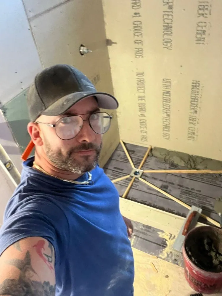 Slide of Tarajano'S Const & Remodel Obras