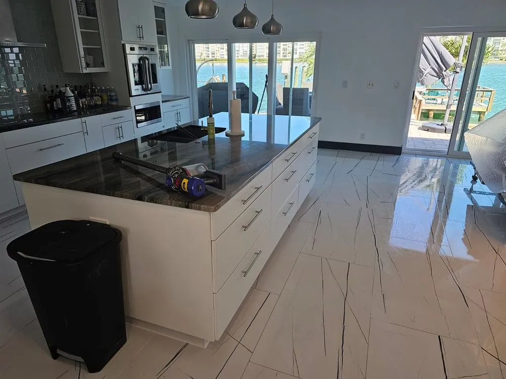 Slide of Tarajano'S Const & Remodel Obras