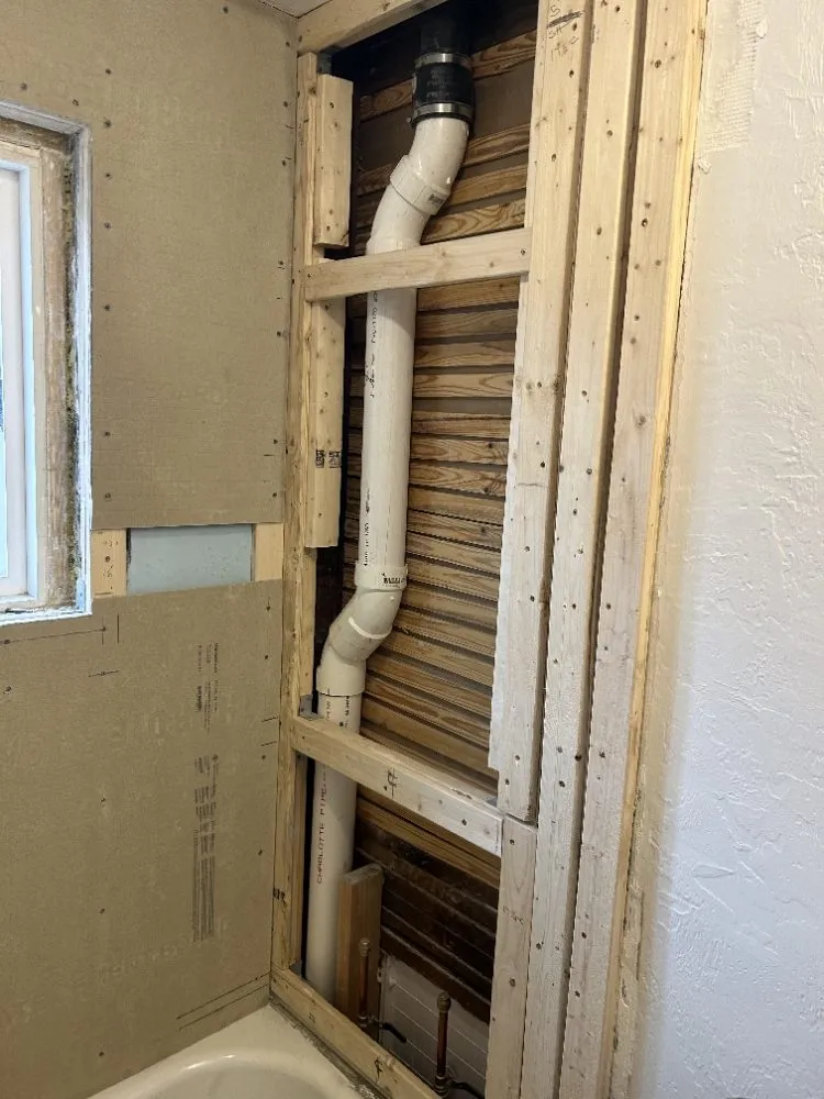 Emergency drain cleaning for homes in Pittsburgh, PA by Tarniks Plumbing