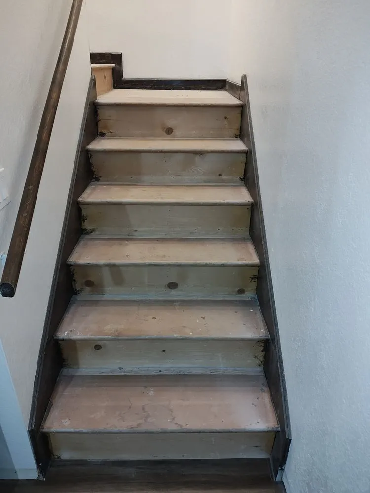 Slide of Taylor's Landscaping & Handyman Services