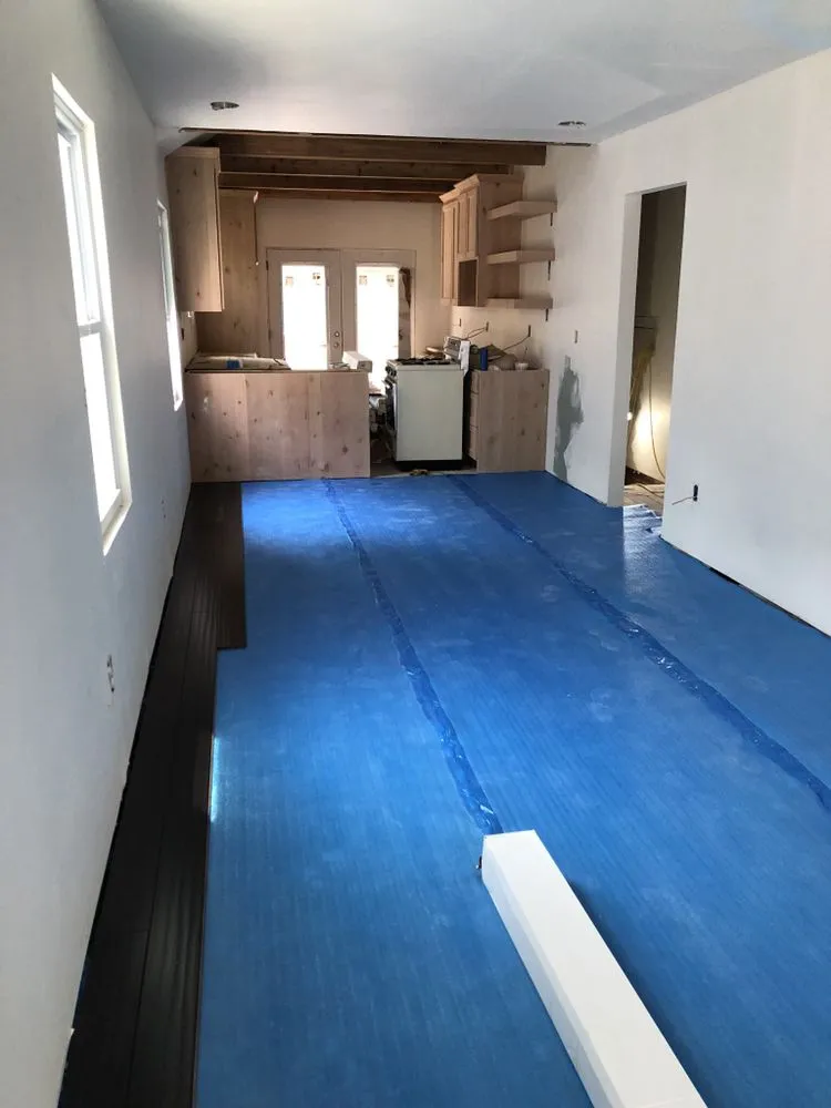 Slide of TcB New & Used Construction