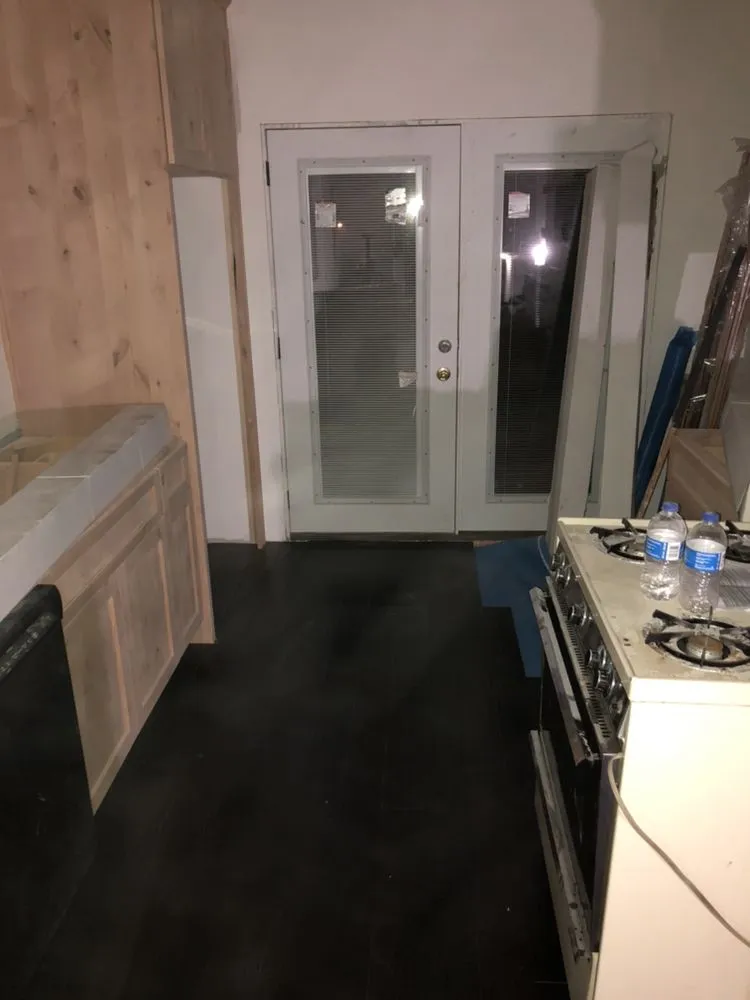 Slide of TcB New & Used Construction