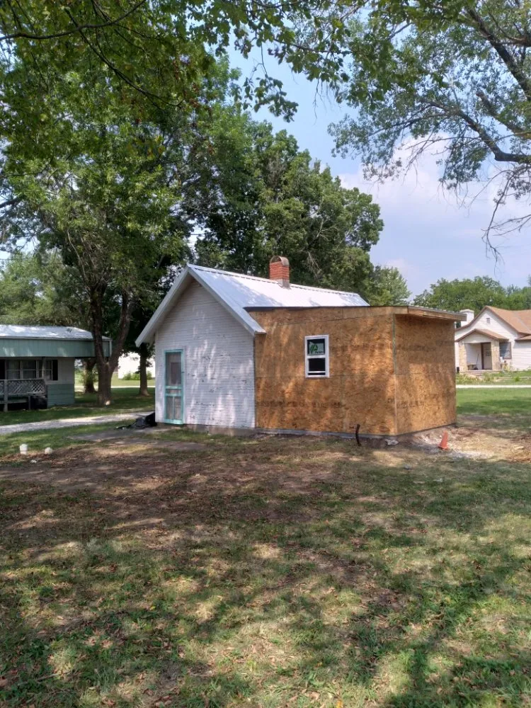 Reliable leak detection experts serving Lafontaine, KS - TCC Construction
