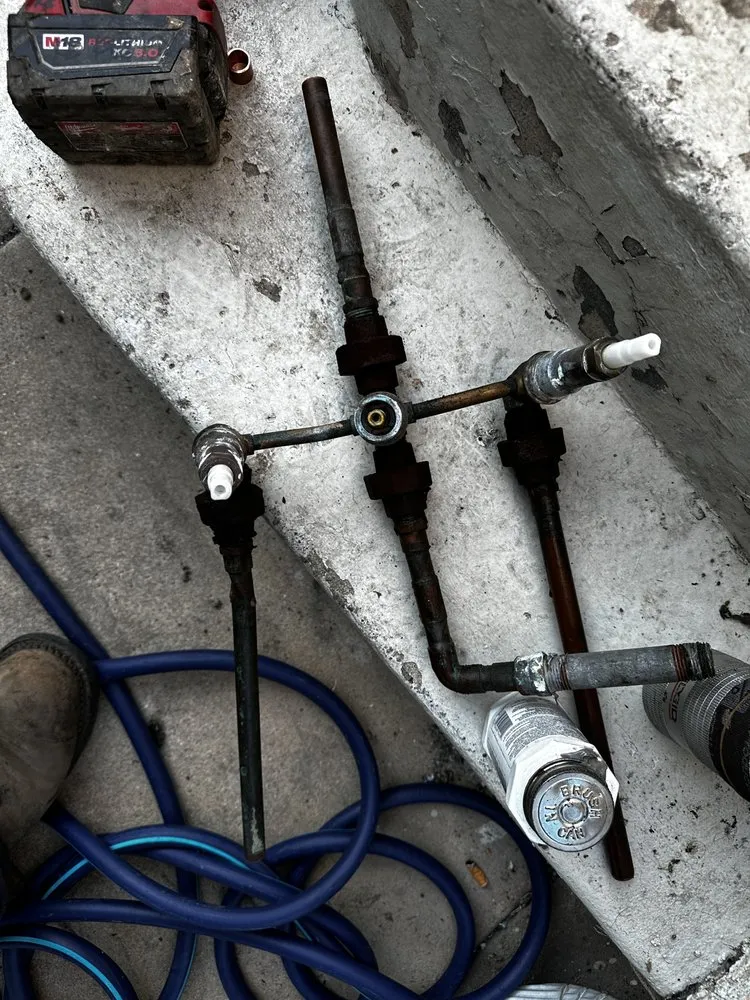 Slide of Tee’s Plumbing