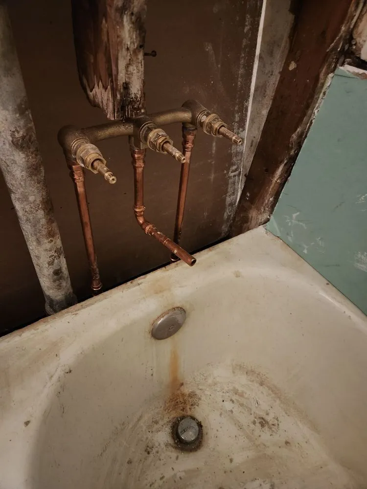 Slide of Tee’s Plumbing