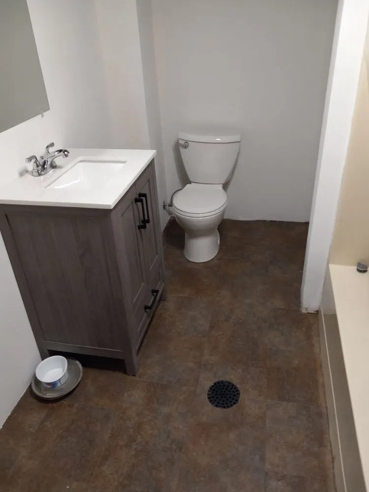 Slide of Teewolf Maintenance Service