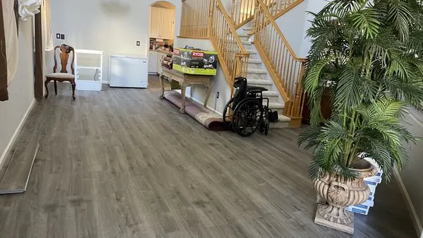 Tegene Handyman Service Logo