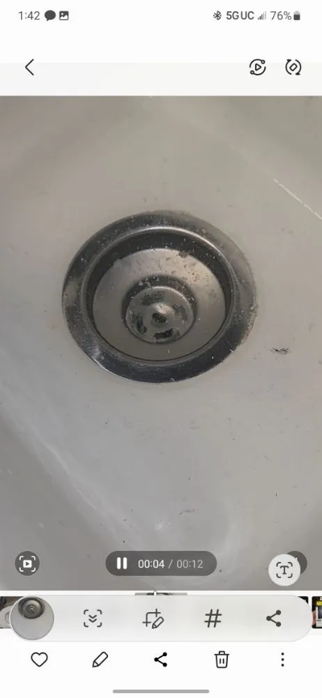 Slide of Tenishia's Cleaning And Plumbing