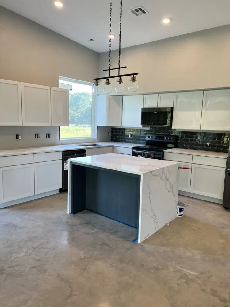 Slide of Texas Remodeling and Contracting