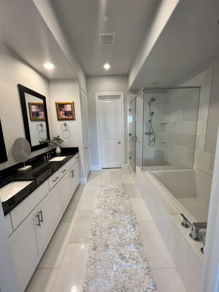 Slide of Texas Remodeling and Contracting