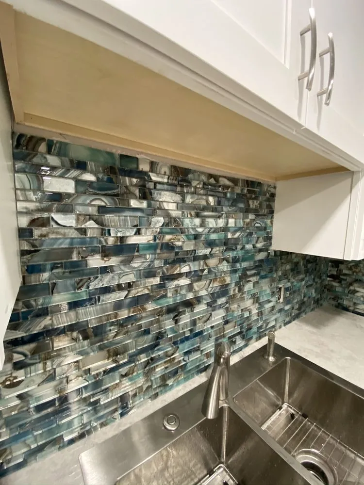 Slide of TH Premium Construction