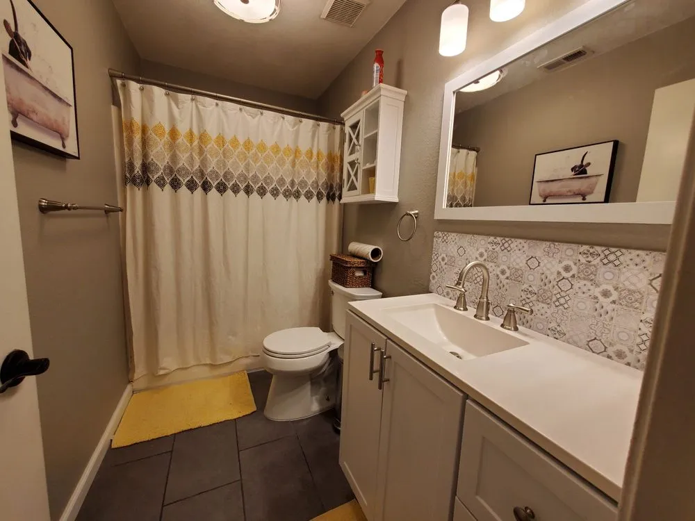 Slide of That Handyman Guy