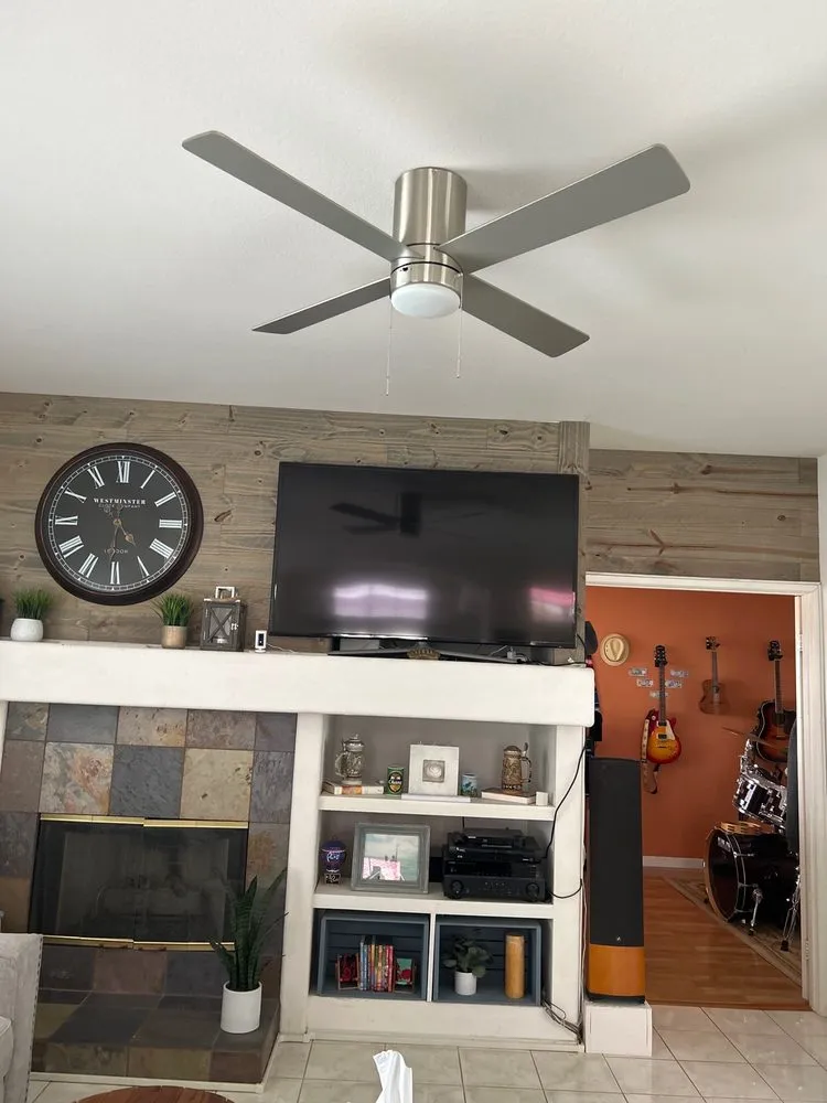 Slide of That Handyman Guy