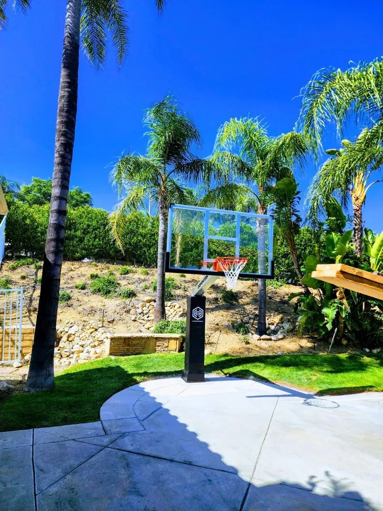 Emergency pipe repair service in Los Angeles, CA - The Affordable & Licensed Handyman