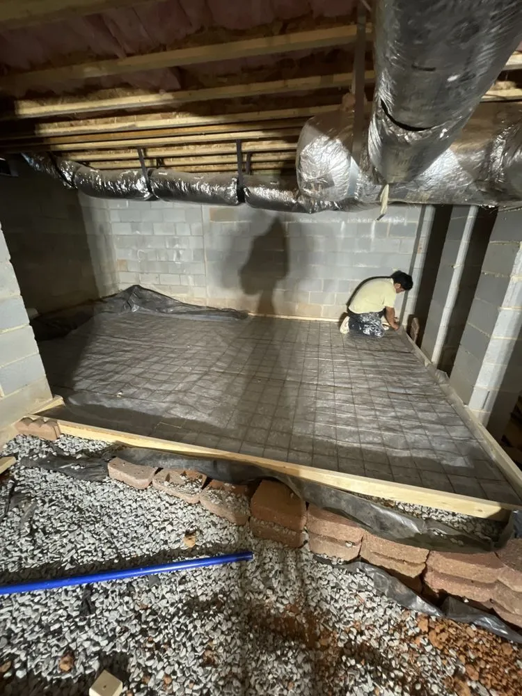 Slide of The Building Bee