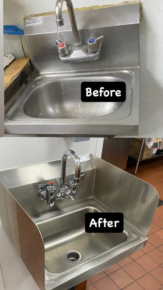 Slide of The Cardenas Plumber