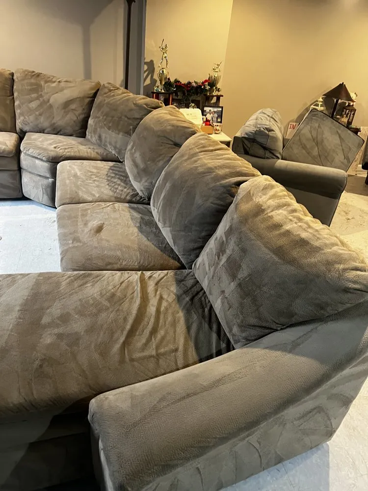 Slide of The Carpet Cleaning