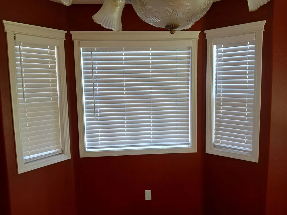 Slide of The Compass Handyman