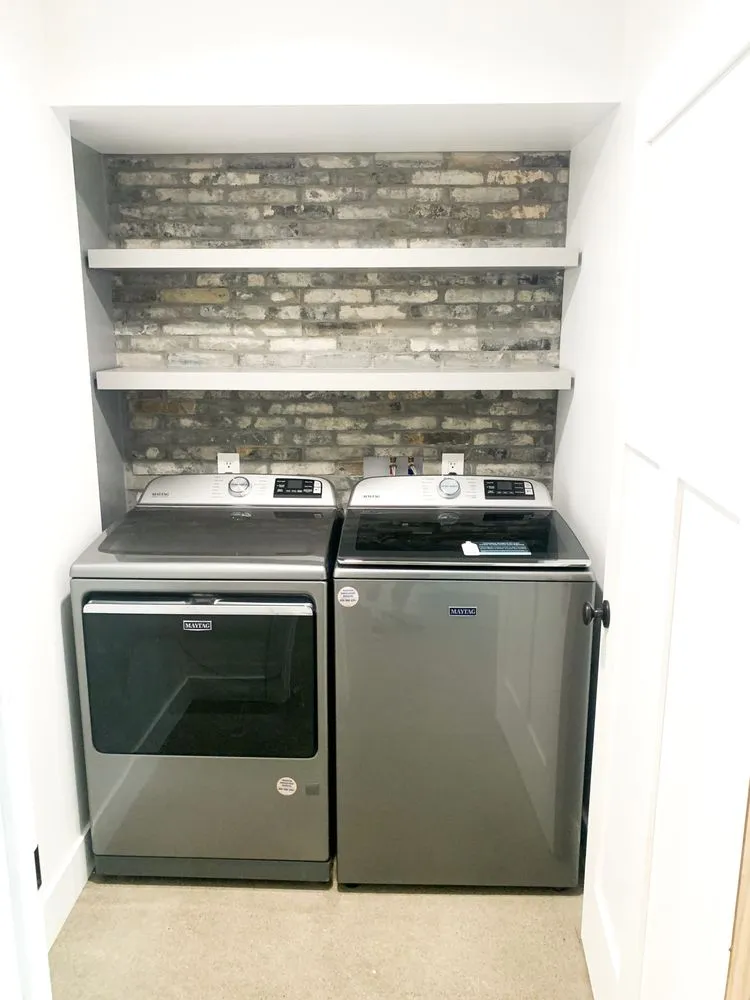 Slide of The DeCillo Company