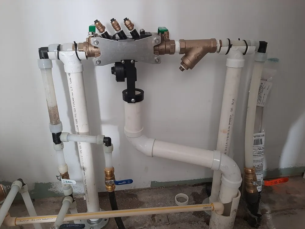 Slide of The drain commander