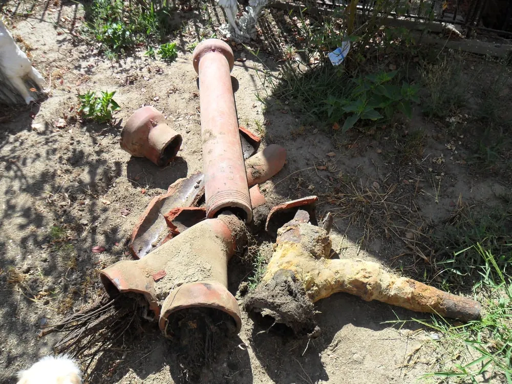 Slide of The Drain Defender